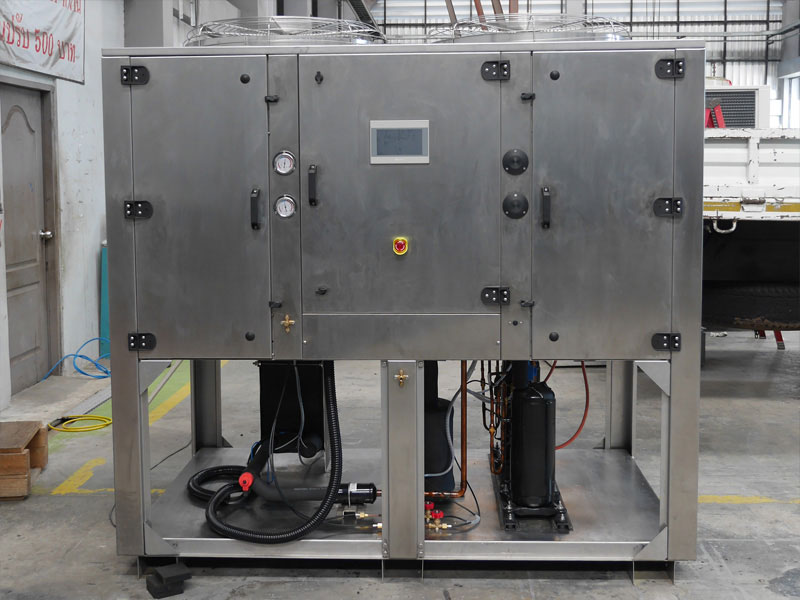 Inverter air cooled chiller